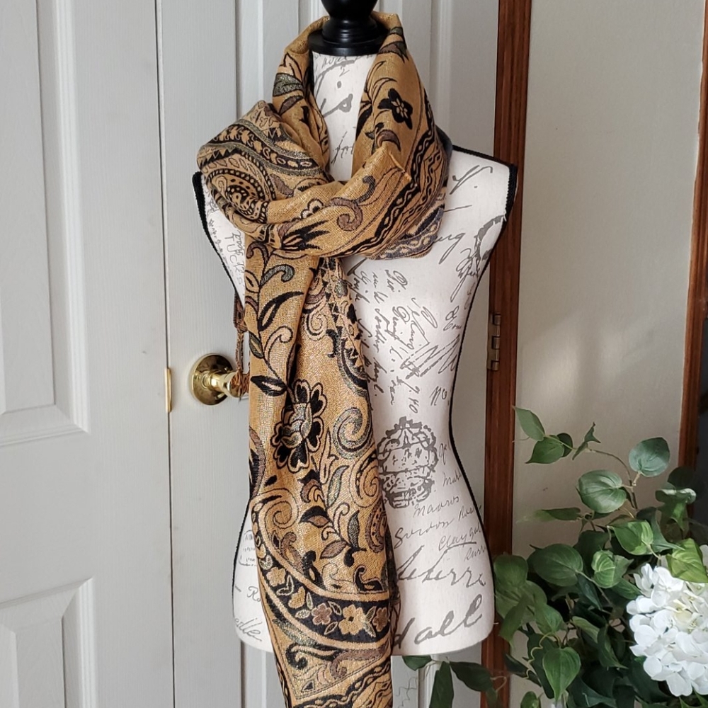 Reversible Target large scarf or wrap